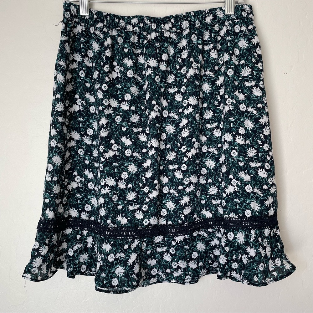 90s Y2K Style Floral Skirt Size Medium